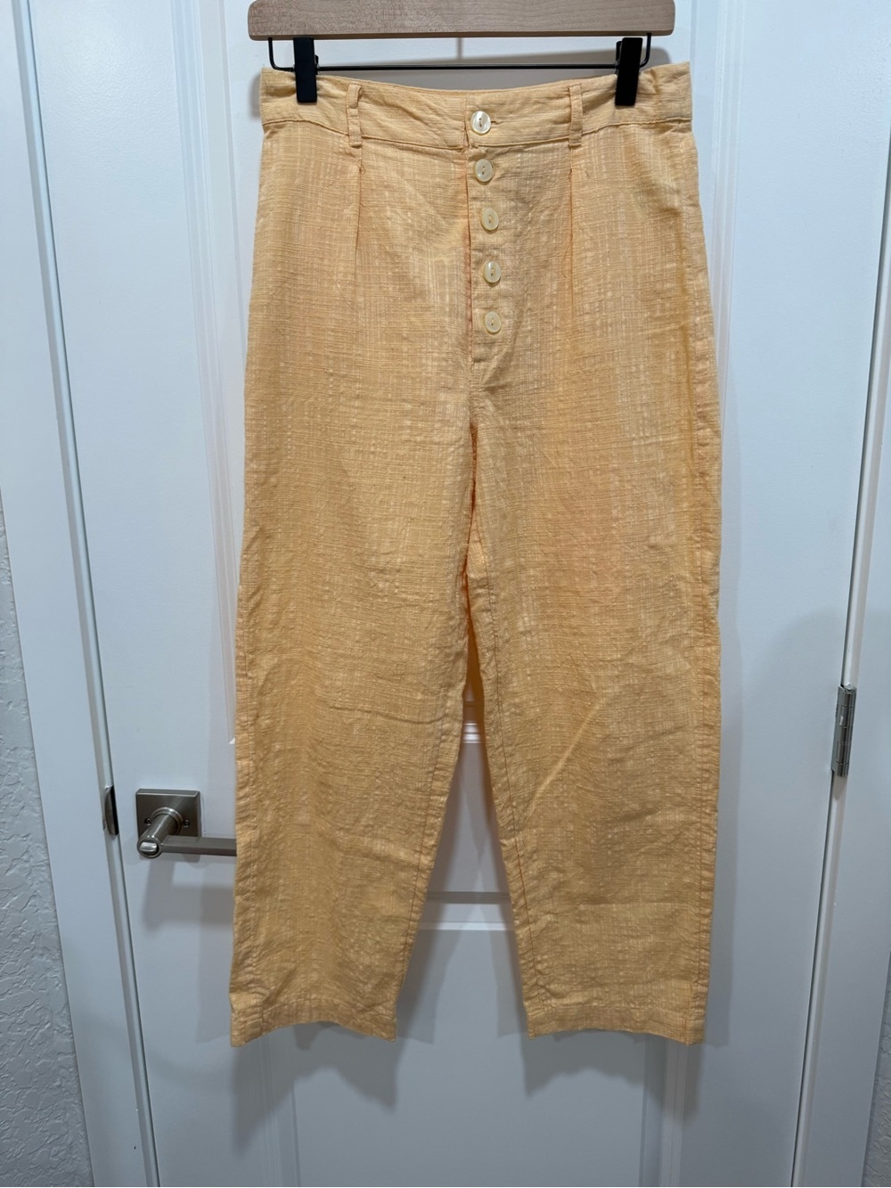 Urban Outfitters Textured High Waisted Crop Pants Orange Hue 100%Cotton Size 4